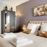 Beauregard Design Residence