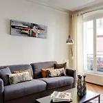 Beauregard Design Residence