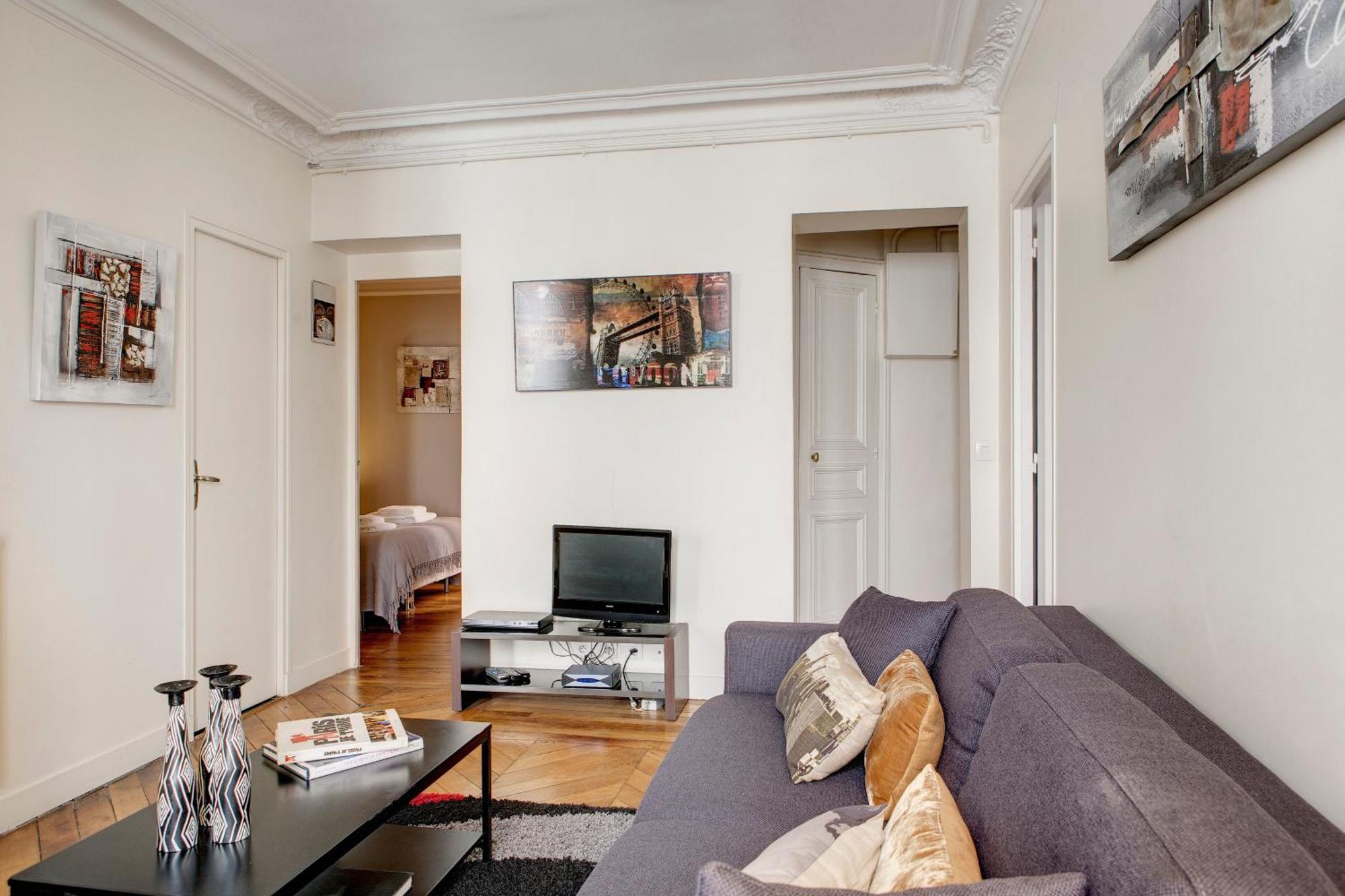 Beauregard Design Apartment